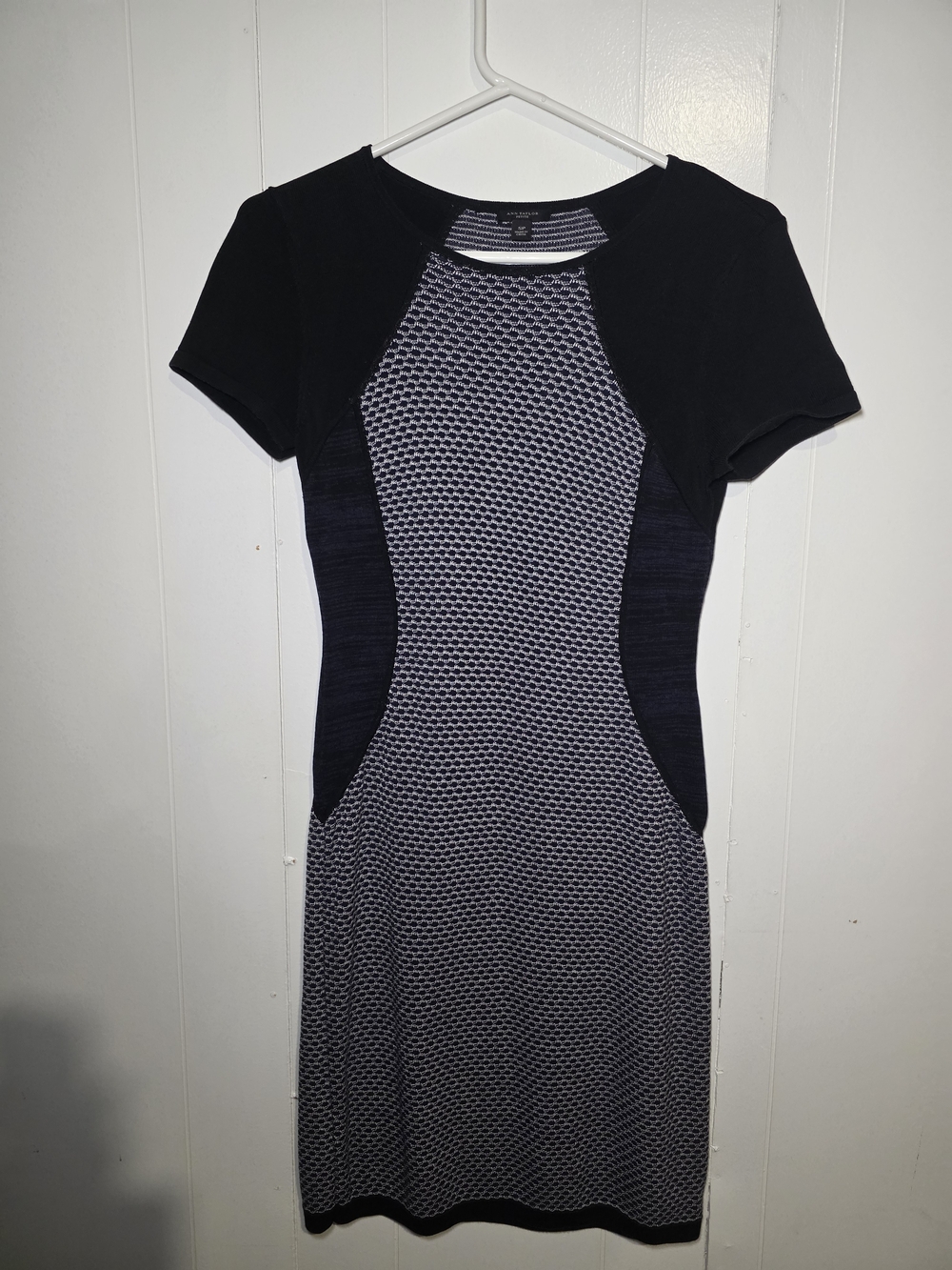 Ann Taylor Black and White Patterned Knit Sheath Dress